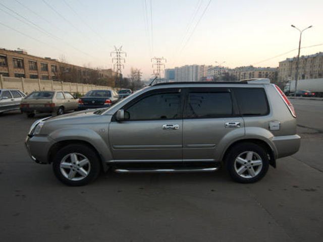 2005 Nissan X-Trail