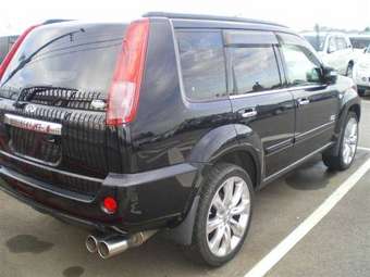 2005 Nissan X-Trail Photos
