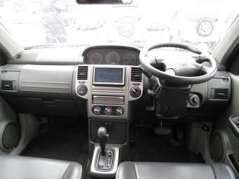 2005 Nissan X-Trail Pictures