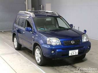 2005 Nissan X-Trail Photos