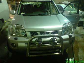 2005 Nissan X-Trail Photos