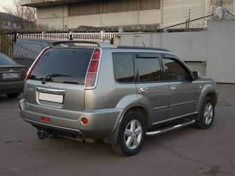 2005 Nissan X-Trail Photos