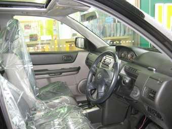 2005 Nissan X-Trail Photos