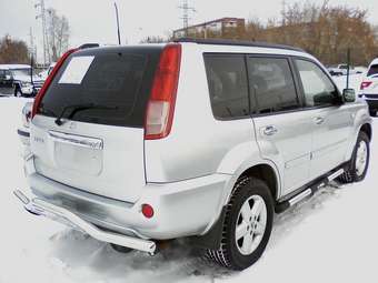 2005 Nissan X-Trail Photos