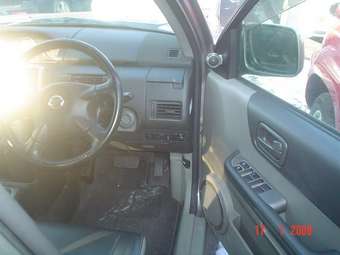 2005 Nissan X-Trail Photos