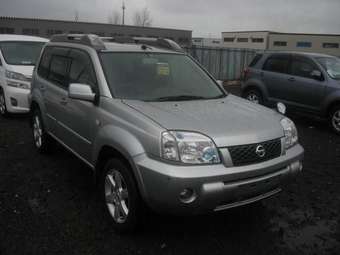 2005 Nissan X-Trail Photos