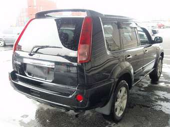 2005 Nissan X-Trail Photos