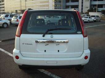 2005 Nissan X-Trail Photos