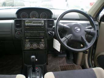 2005 Nissan X-Trail Pictures