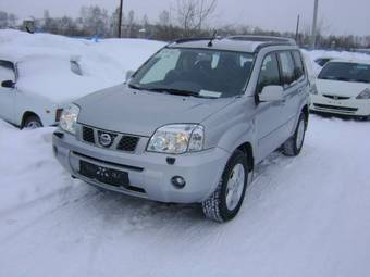 2005 Nissan X-Trail Images