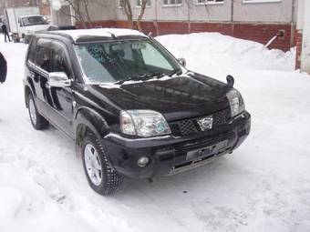 2005 Nissan X-Trail Images