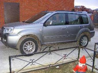 2005 Nissan X-Trail Photos