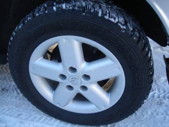 2005 Nissan X-Trail Photos