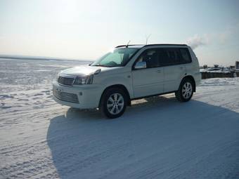 2005 Nissan X-Trail Images