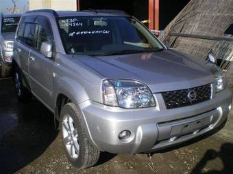 2005 Nissan X-Trail Photos