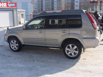 2005 Nissan X-Trail Photos