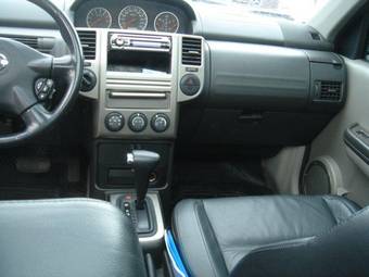 2005 Nissan X-Trail Photos