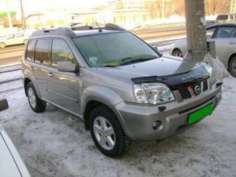 2005 Nissan X-Trail Photos