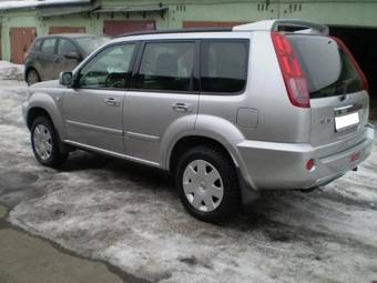 2005 Nissan X-Trail Photos