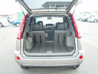 2005 Nissan X-Trail Photos