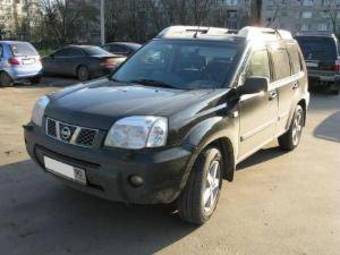 2005 Nissan X-Trail Photos