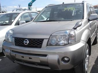 2005 Nissan X-Trail Photos