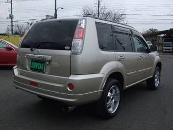 2005 Nissan X-Trail Photos