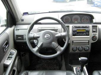 2005 Nissan X-Trail Pictures