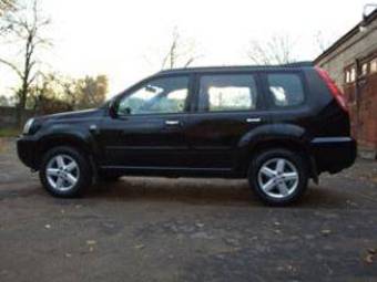 2005 Nissan X-Trail Photos