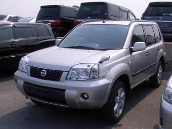 2005 Nissan X-Trail Wallpapers