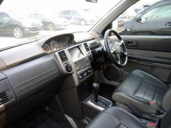 2005 Nissan X-Trail Photos