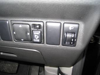 2005 Nissan X-Trail Pictures