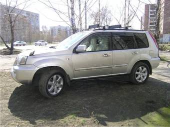 2005 Nissan X-Trail Photos