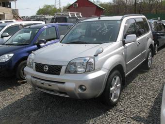 2005 Nissan X-Trail Photos