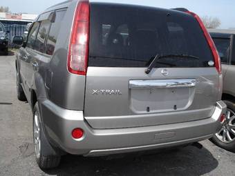 2005 Nissan X-Trail Photos