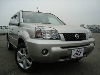 2005 Nissan X-Trail Photos