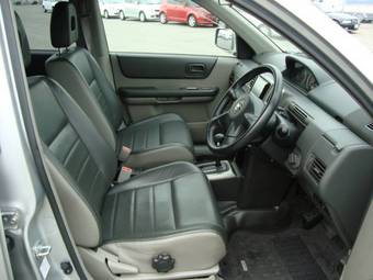 2005 Nissan X-Trail Photos