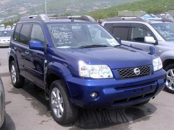 2005 Nissan X-Trail Photos