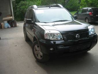 2005 Nissan X-Trail Photos