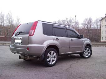 2005 Nissan X-Trail Photos