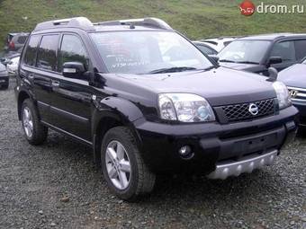 2005 Nissan X-Trail Photos