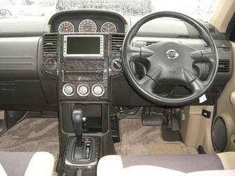 2005 Nissan X-Trail Pictures