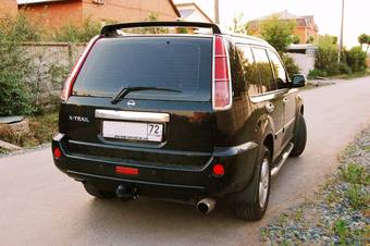 2005 Nissan X-Trail Photos