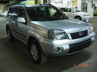 2005 Nissan X-Trail Photos