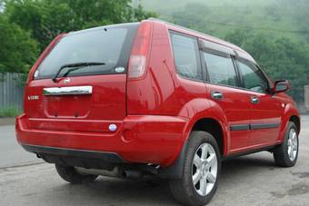 2005 Nissan X-Trail Images