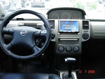 2005 Nissan X-Trail Images