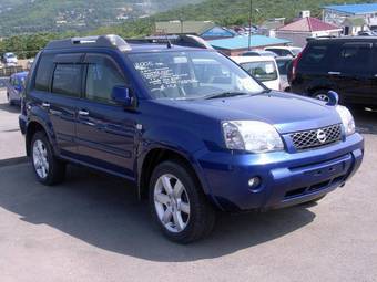 2005 Nissan X-Trail Photos