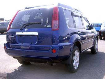 2005 Nissan X-Trail Photos