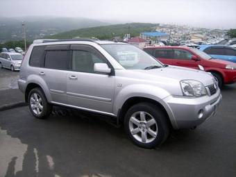 2005 Nissan X-Trail Photos