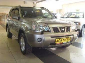 2005 Nissan X-Trail Photos